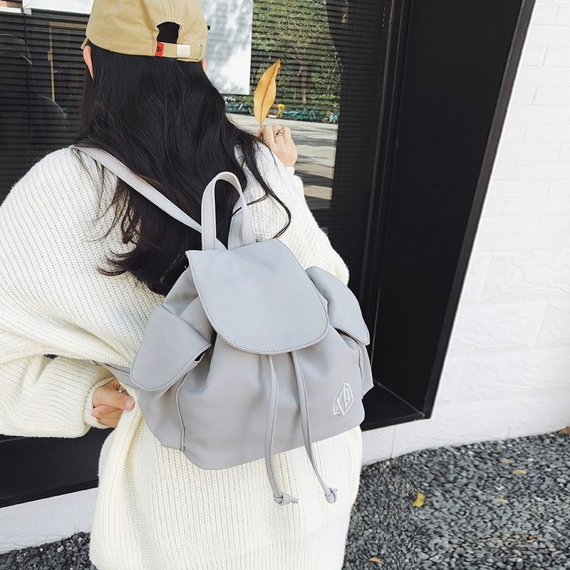 Lightweight And Versatile Casual Backpack in a Solid Color, Perfect for Travel Or School, Designed for Women