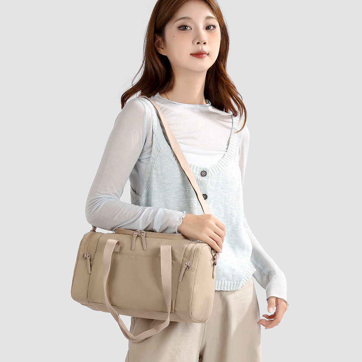 Yoga Fitness Bag for Women, Dry and Wet Separation Crossbody Bag, Outdoor Sports Bag for Playing Ball, Large Capacity, Lightweight Short Trip Bag