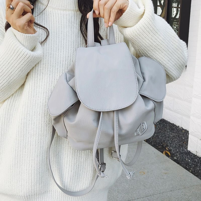 Lightweight And Versatile Casual Backpack in a Solid Color, Perfect for Travel Or School, Designed for Women