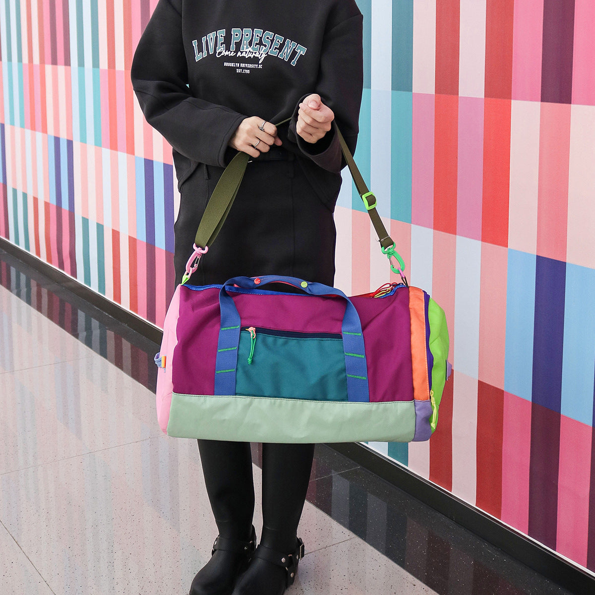 Dopamine Sports Gym Bag Unisex Travel Bag Crossbody Lightweight Sturdy Foldable Gym Swimming Travel Luggage Bag